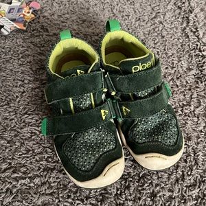 Plae Toddler Shoes Size 10